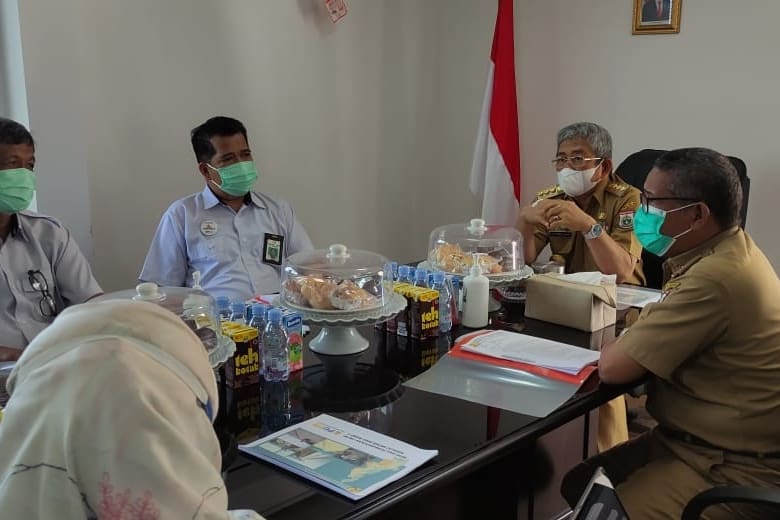 Foto: Gubernur Sulbar Bahas Kelanjutan Jalan Nasional Arteri II